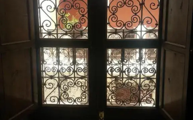 Riad Azza