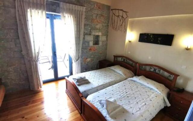 Taletos Apartments & Studio