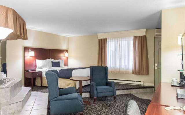 Quality Inn Mont-Laurier