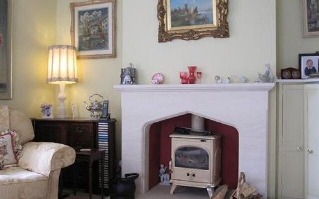 Blandford House BB