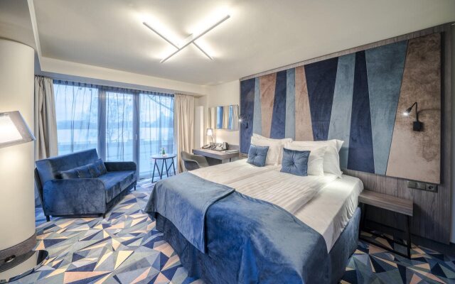 Wellton Riverside Spa Hotel