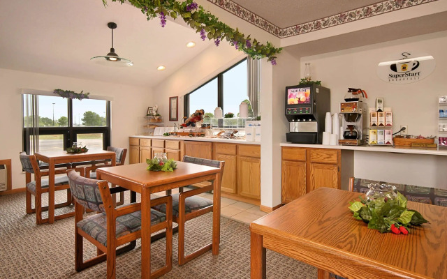 Super 8 by Wyndham Centerville