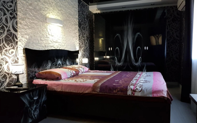 New apartment on prospekt Nauki