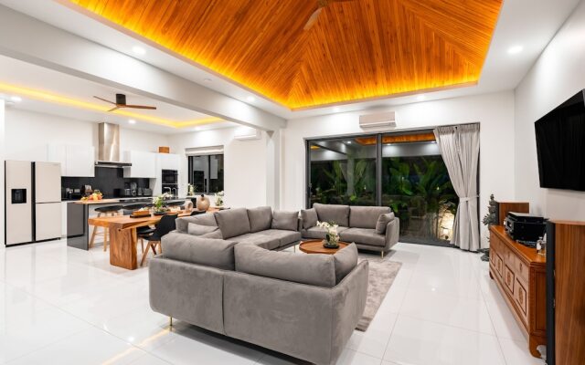 Luxury Balinese Private Pool Villa-KBR12