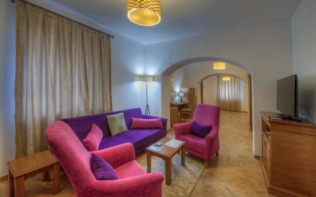 River Inn Boutique Hotel