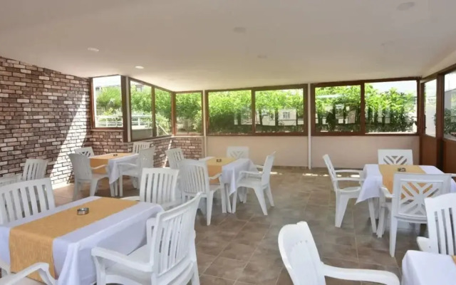 Altinkum Tatil Konaklari