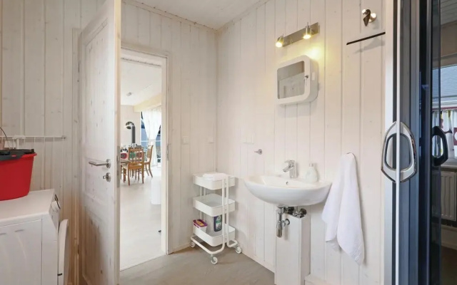 Amazing Home in Zerpenschleuse With 2 Bedrooms and Wifi
