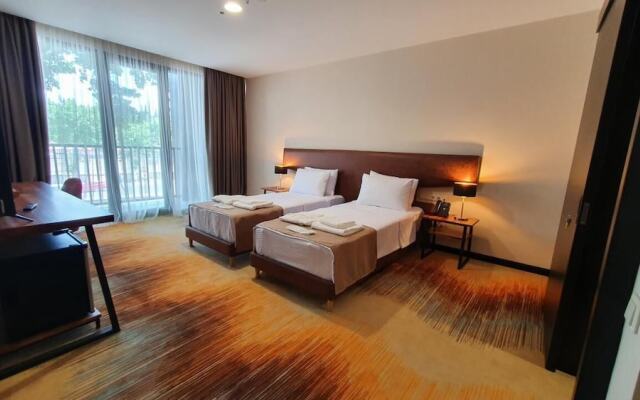 Carousel Hotel