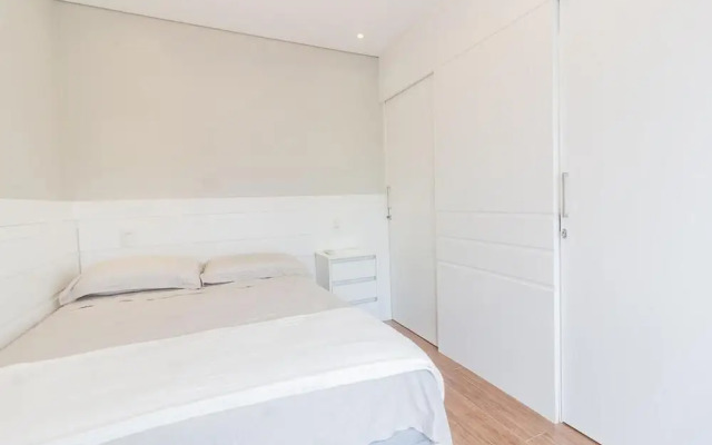 Excelente Cobertura Jurerê com Jacuzzi