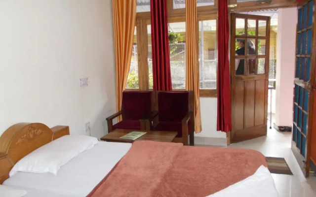 Premier rooms with Rooftop Terrace Restaurant
