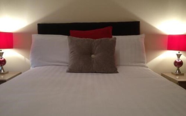 Luxe Serviced Apartments