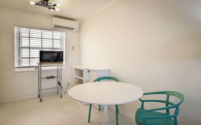 La Mer Suites