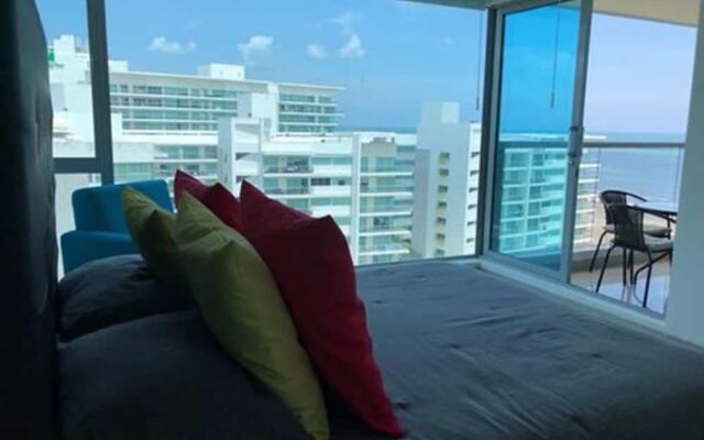 Apartamento de Lujo Frente al Mar