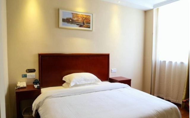 GreenTree Inn JiangSu WuXi BinHu HuiHe Road XiHui Garden Express Hotel – Guest Rooms – Wuxi