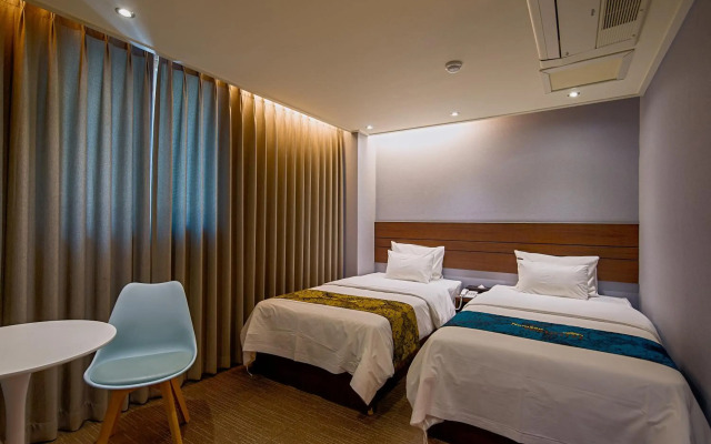 Namsan Hill Hotel