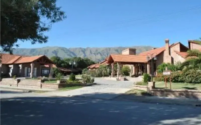 Hotel Villa de Merlo by MH