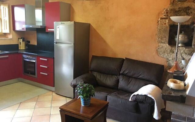 Masia Can Oller by Checkin