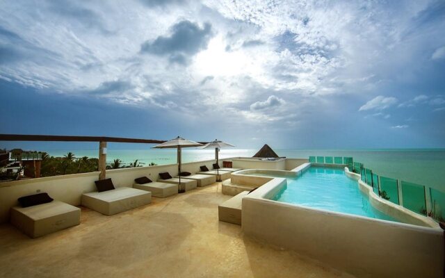 Spirit Holbox