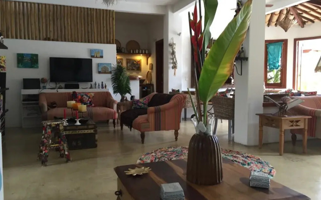 Guest House Villa 2 Santos