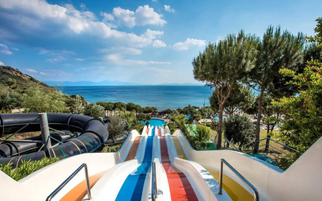 Aria Claros Beach & Spa Resort – All Inclusive
