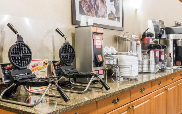 Comfort Suites Denver North - Westminster