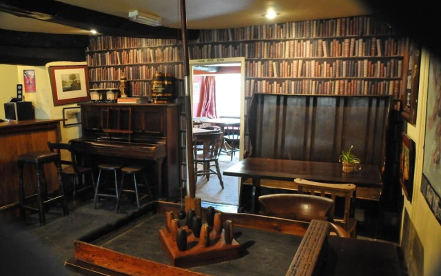 The Red Lion Inn