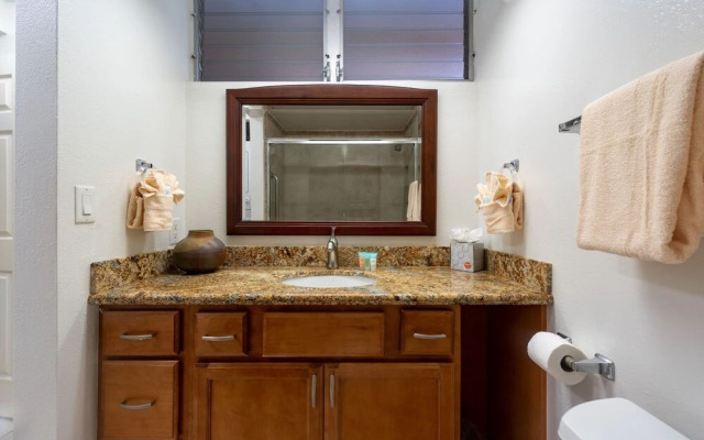 Royal Kahana 602 Condo by Redawning