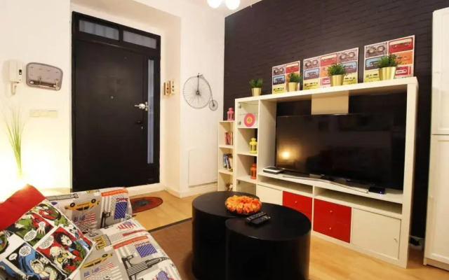 Céntrico Apartamento Estilo Pop-Art by Batuecas