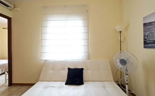 Parallel Apartment