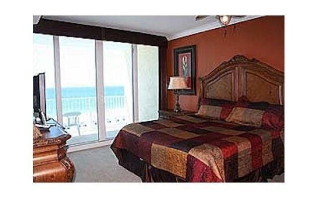 San Carlos Condominiums