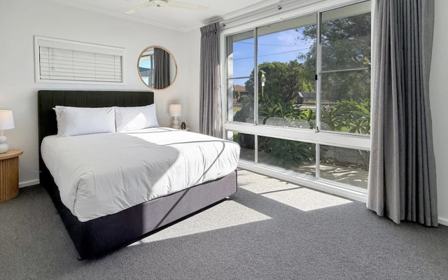 Comfortable Stay Near Busselton Beach – Guest Rooms – Busselton