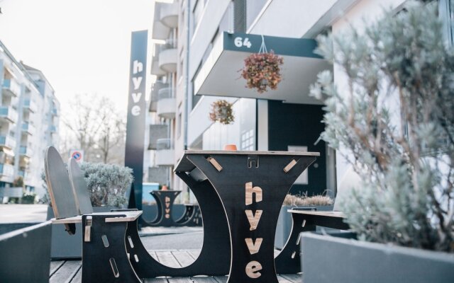 Hyve Hotel Basel - Hostel