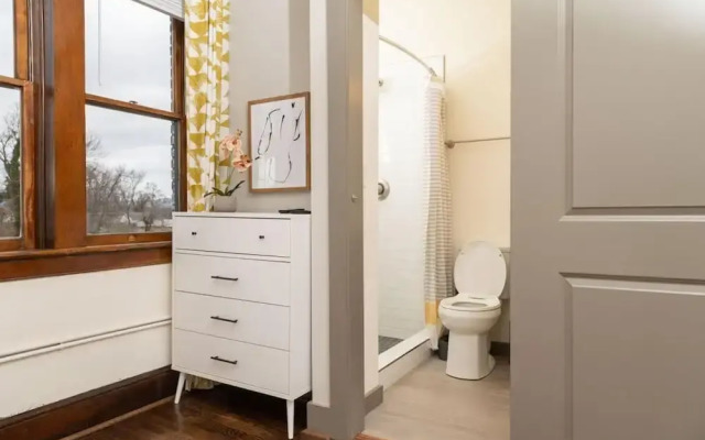 Luxury Multi-unit Historic Building Near Downtown
