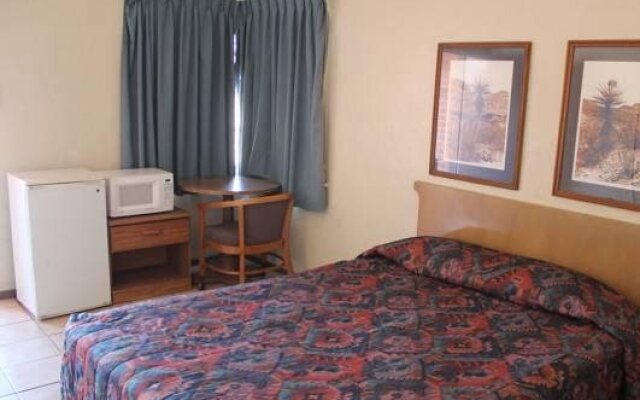 Frontier Motel