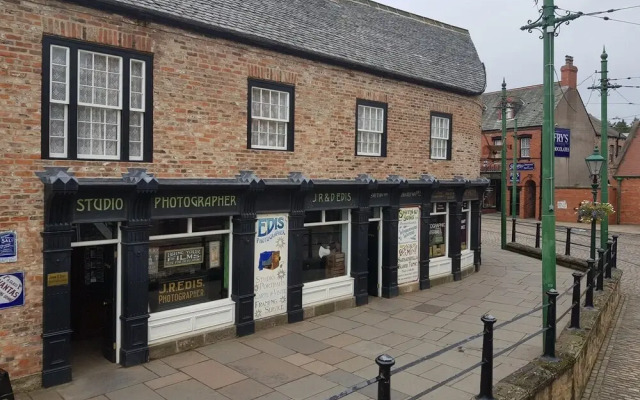 Oddfellows 7 Ensuite Double Room