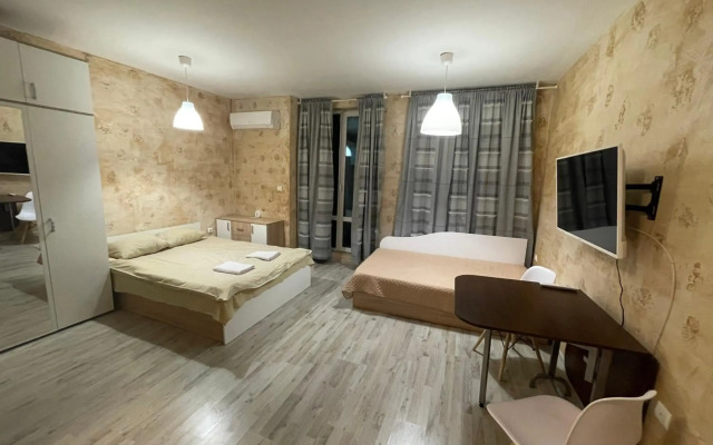 Colonel apartment 858