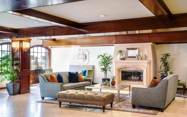 Ayres Suites Diamond Bar