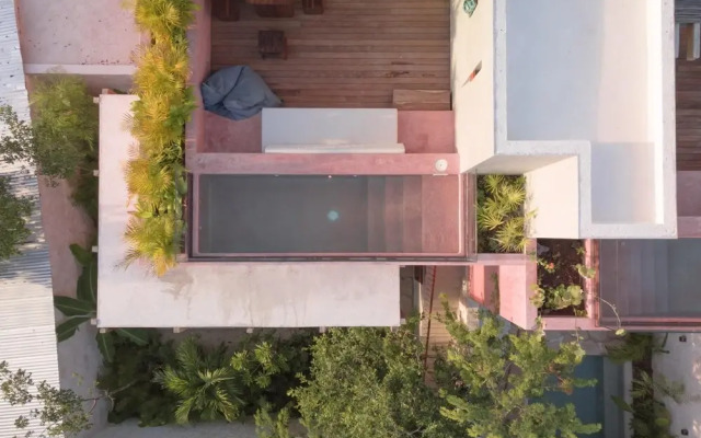 Luxury Villa in Tulum -6 Bedrooms -multiple Pools