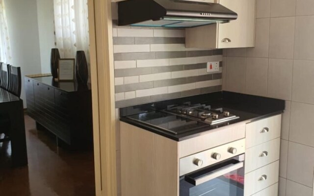 Immaculate 3 Bedroomed Guesthouse in Ilanda - 2041