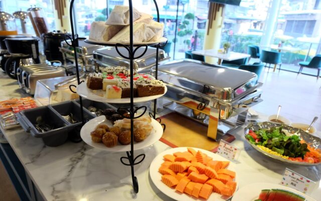Siri Oriental Bangkok Hotel