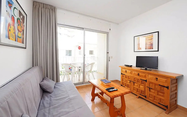 Apartment Mismar Roses 8270