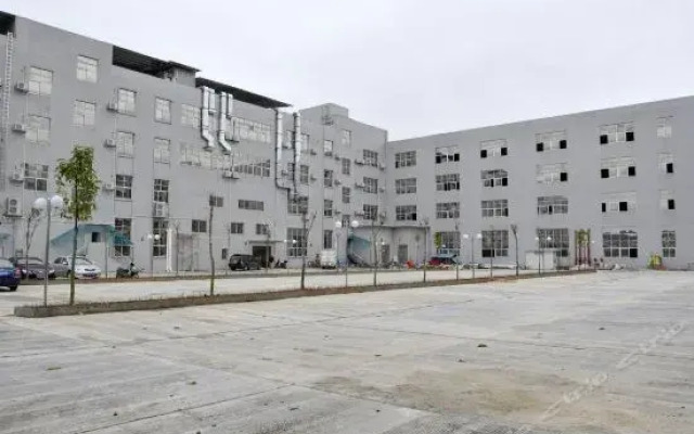 Kam · Tak · Yil Hotel