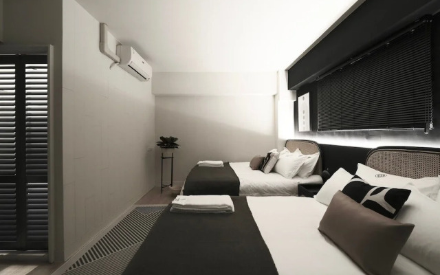 We2 Hotel