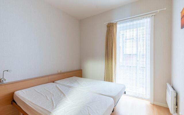 Snug apartment in Blankenberge with sea-views