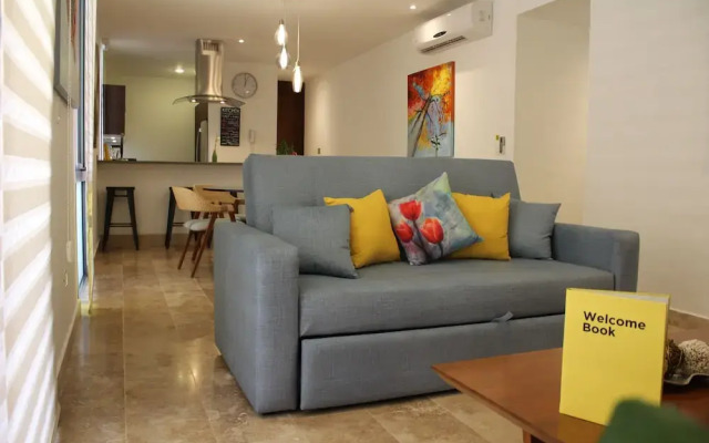 Full of nature 2BR Condo with balcony by Happy Address
