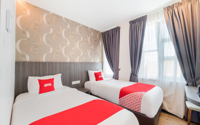 OYO 89386 Stay 365 Hotel