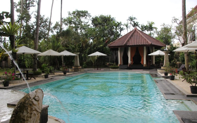 Sarasvati Borobudur