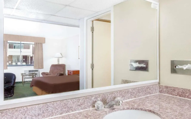 Travelodge by Wyndham Jackson