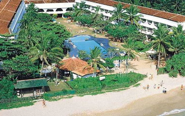 Club Palm Garden