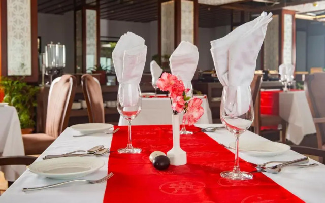 Ramada by Wyndham Gangtok Hotel & Casino Golden